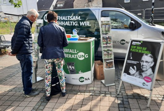 Abfallberatung am Infostand in Schwerte