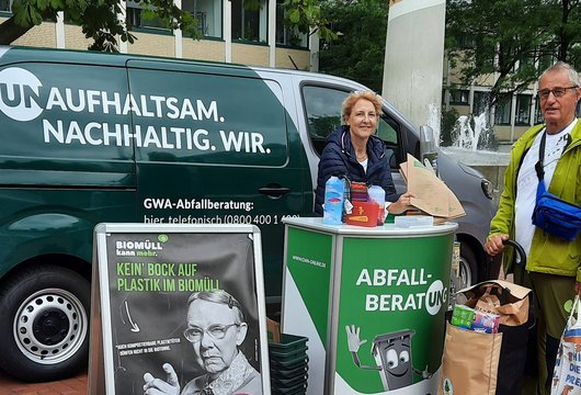 Abfallberatung am Infostand in Lünen